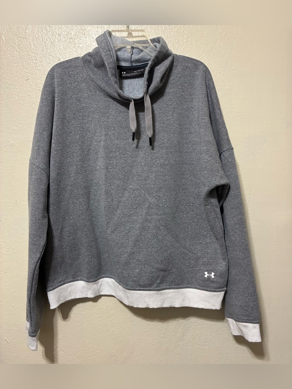 Under Armour Women’s loose -fit cowl neck pullover Sweatshirt